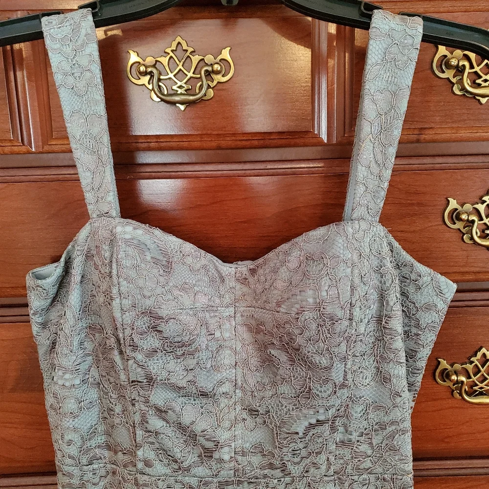 Dress - Picture 2 of 5